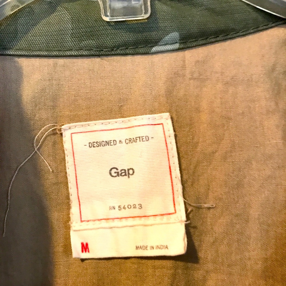 Gap Camouflage Lightweight Jacket - image 2